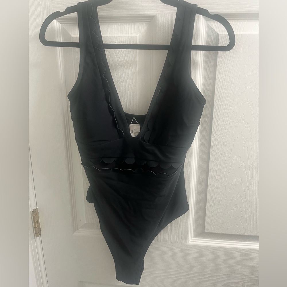 CUPSHE Swimsuit